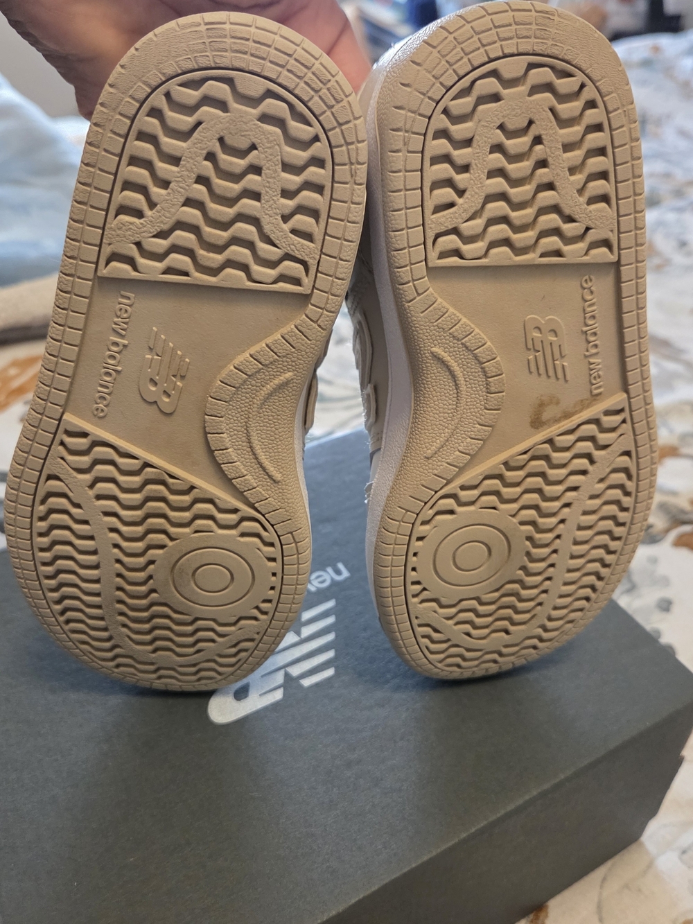New Balance Kids Beige and White Sneakers - Picture 10 of 12